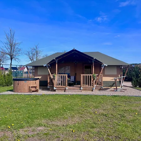 Luxury tent Bed En Wellness De Heyde Veghel